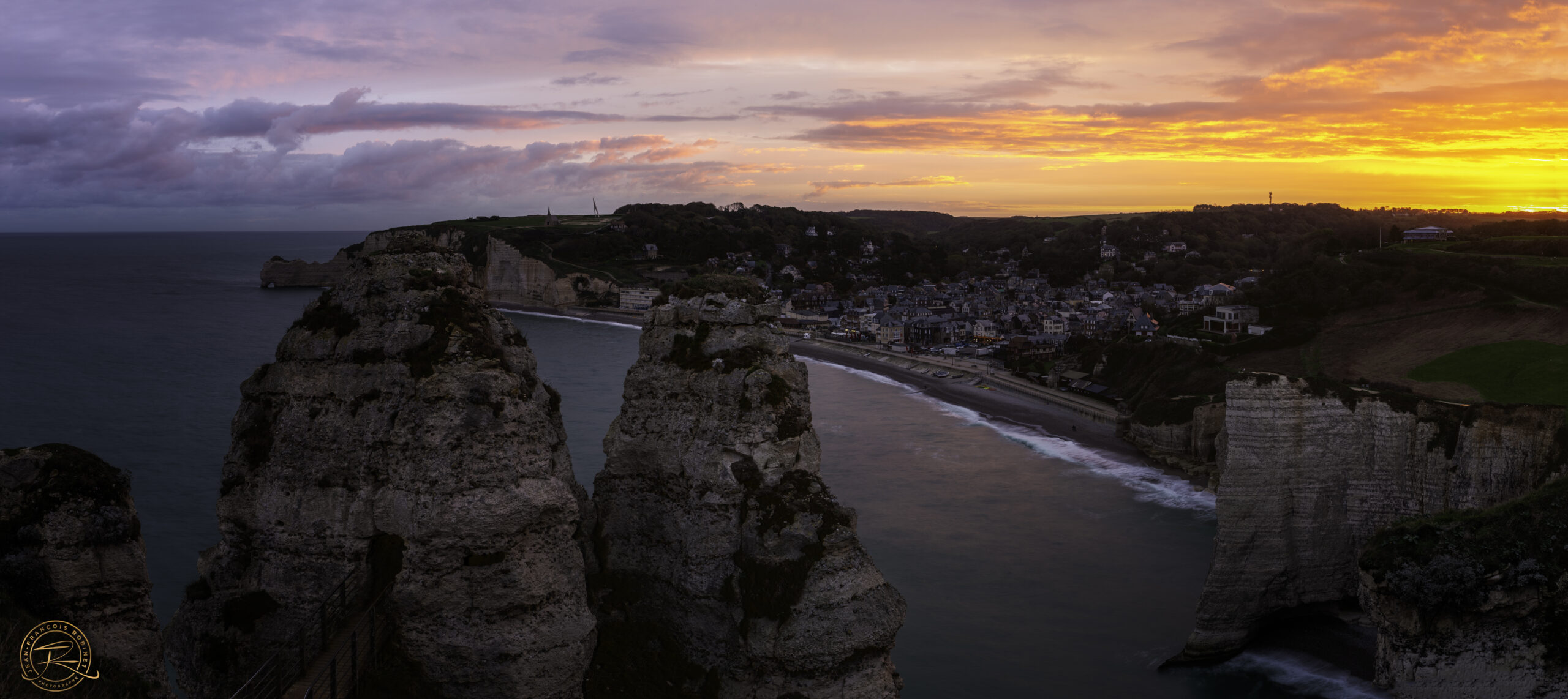 GALERIE-NET-Horizon-Etretat-Ville-01-sca